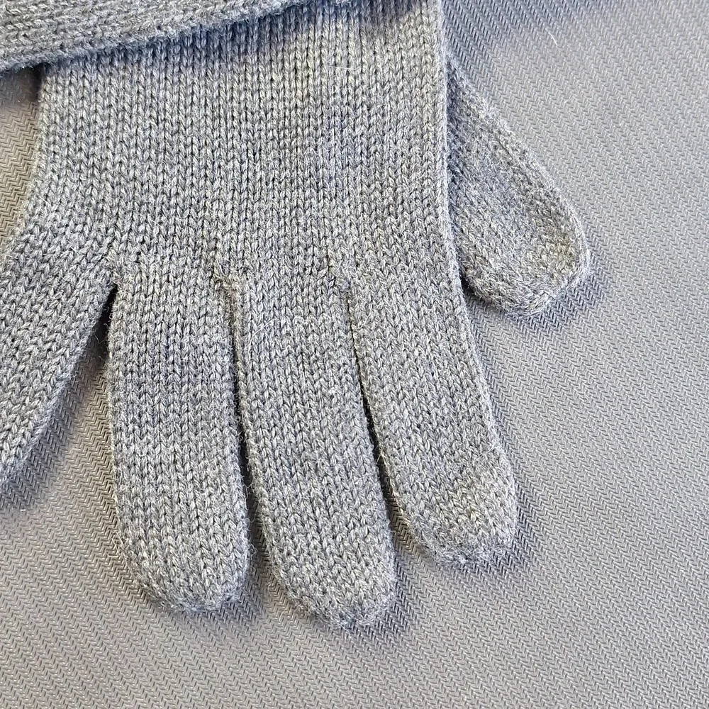 Michael Kors Knit Gloves Gray Logo Print Cuff